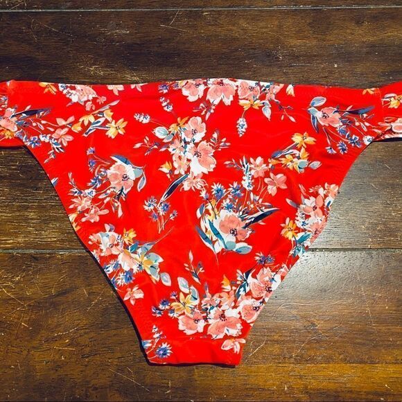 Jessica Simpson Women's Floral Print Swimsuit - Picture 4 of 8